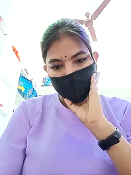 Hot radhaji online show from January 8, 10:41 am