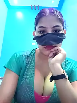 Hot radhaji online show from July 5, 9:15 am