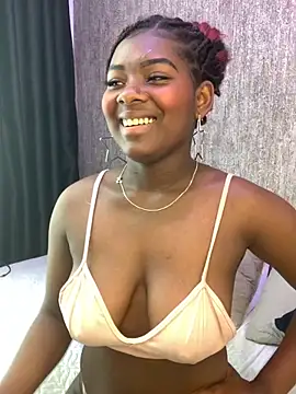 KarinaFlowers  online show from December 4, 1:02 pm