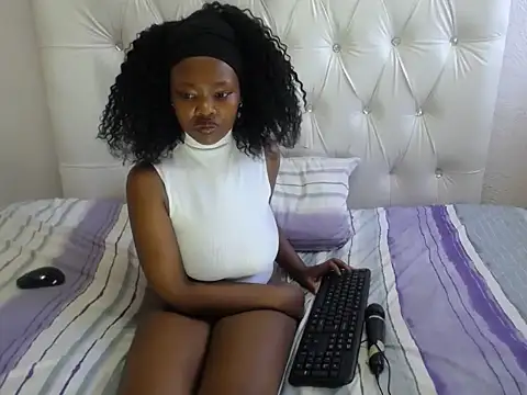 Sexysparkles04 online show from October 16, 8:06 am