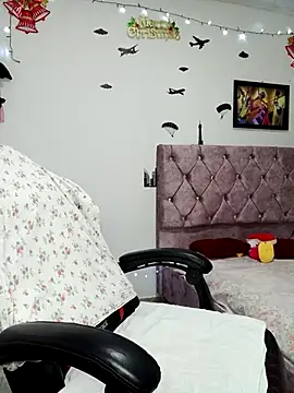 vannesitha25 online show from December 15, 4:01 pm