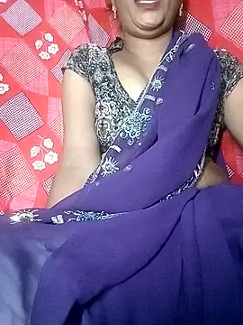 Sexy Riya Bhabhi online show from October 7, 6:45 pm