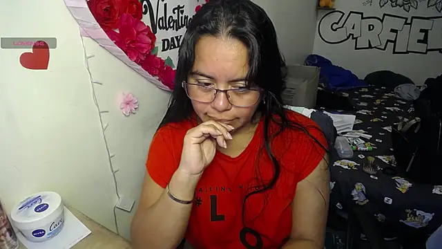 Miss  kendra  online show from June 27, 12:22 pm