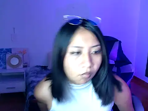 sofia  666 online show from November 5, 9:20 pm