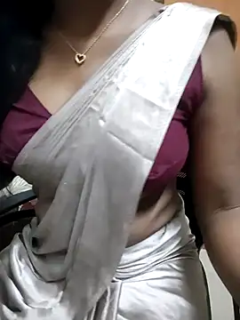 Tamilmallu-duskygirl03 online show from June 6, 3:18 pm