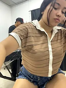 Snapshot of Vicky_bloonde chatting on October 16, 9:17 pm Vicky bloonde online show from October 16, 9:17 pm