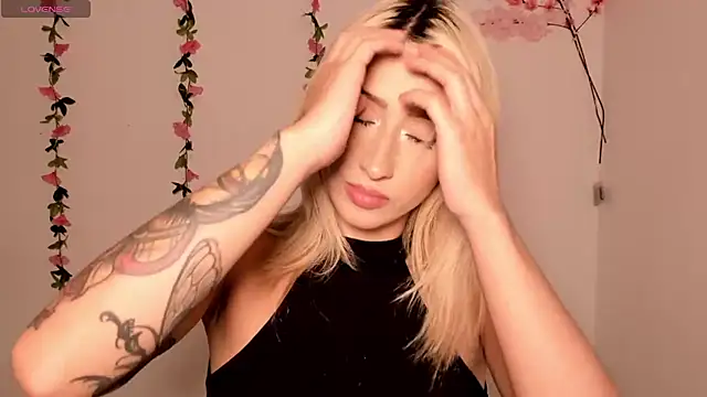 Ashleyroys 111 online show from March 12, 5:04 pm