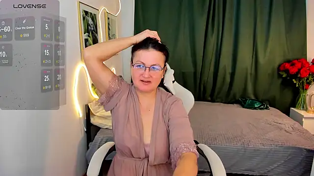 hottyannaa online show from January 19, 3:25 am