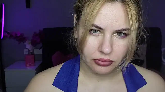 Passion-Blondy online show from April 6, 5:25 pm