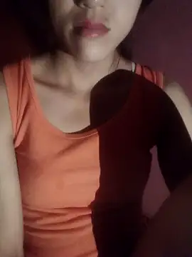 Snapshot of evenla chatting on October 18, 2:14 am evenla online show from October 18, 2:14 am