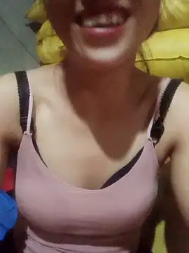 Snapshot of evenla chatting on October 9, 12:42 pm evenla online show from October 9, 12:42 pm