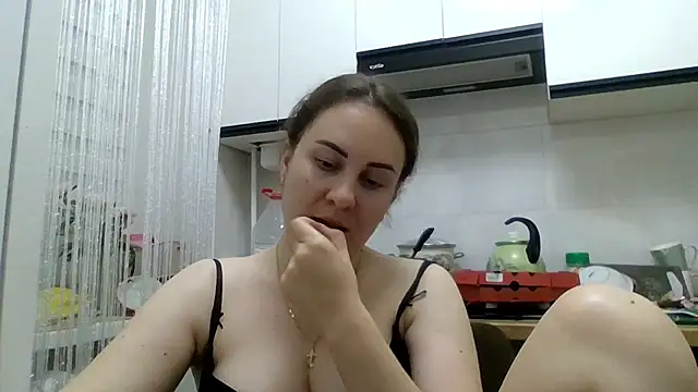 MeadowEyes online show from June 11, 6:27 pm