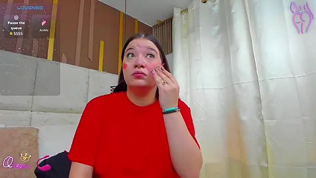 AmbarGills online show from April 8, 1:13 pm