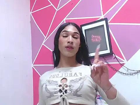 Tifany Adams online show from October 11, 8:11 pm