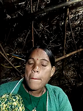 Cutsedi3 online show from November 27, 9:50 pm