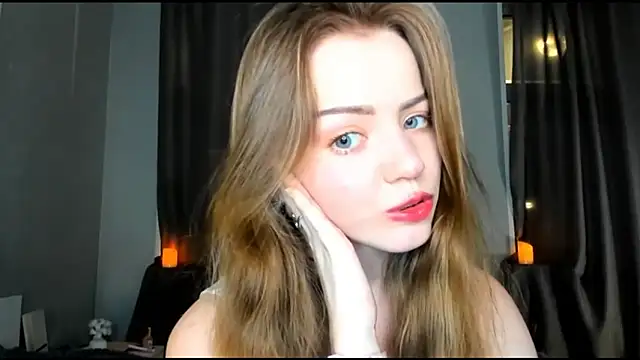 Snapshot of Olivia_Mensy chatting on October 9, 10:08 am Olivia Mensy online show from October 9, 10:08 am