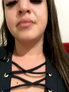 manu8325 online show from November 29, 2:15 am