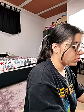 harper ks online show from November 19, 1:38 am