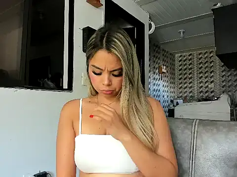 sarita-moree online show from February 17, 4:28 pm