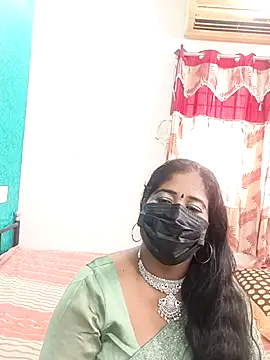 Snapshot of tamil-aunt chatting on October 13, 4:26 am tamil-aunt online show from October 13, 4:26 am