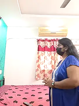 tamil-aunt online show from November 29, 5:33 am