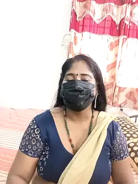 Snapshot of tamil-aunt chatting on October 15, 4:48 am tamil-aunt online show from October 15, 4:48 am