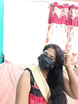 Snapshot of tamil-aunt chatting on October 16, 9:34 am tamil-aunt online show from October 16, 9:34 am