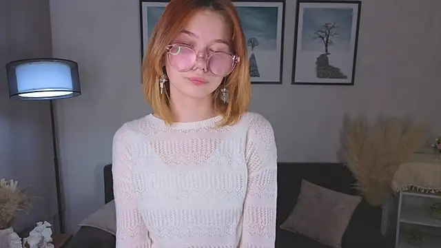 LinhFerrales online show from October 16, 11:46 am
