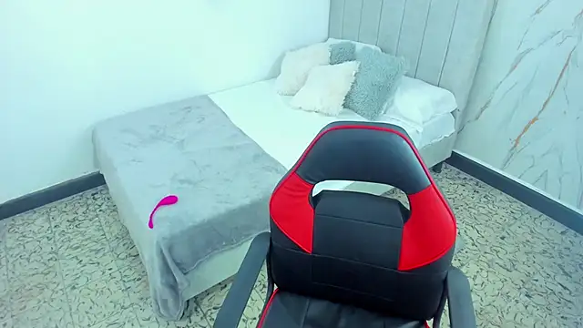 Amira mansour online show from November 18, 7:26 pm