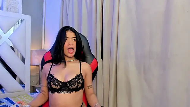 ava wildes online show from November 1, 7:51 pm