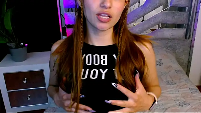 viky evanss online show from November 25, 6:42 pm