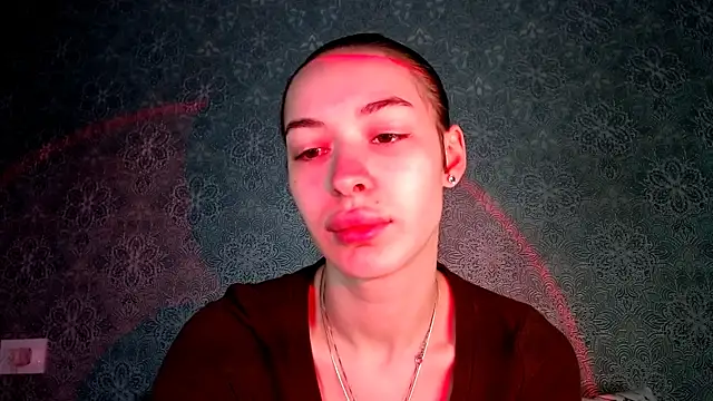 Daphne Darkthorn online show from January 15, 5:02 am