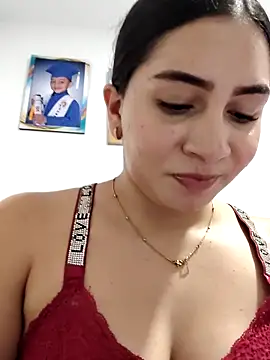 sophia salazar18 online show from October 19, 10:01 pm