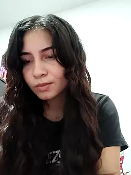 sophia salazar18 online show from October 29, 9:28 pm