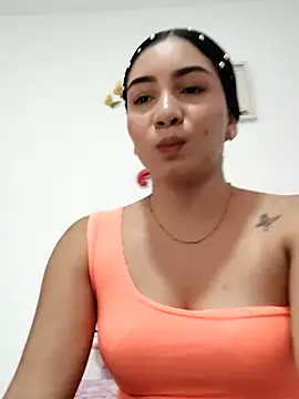 sophia salazar18 online show from October 17, 7:28 pm