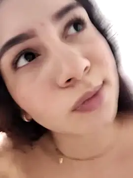 sophia salazar18 online show from October 23, 11:00 pm