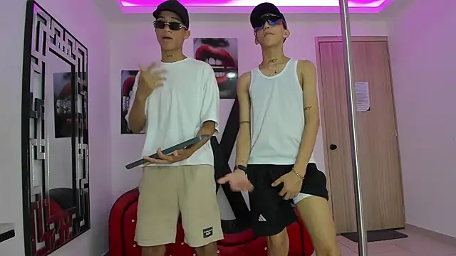 EMPIRE BOYS1 online show from November 13, 7:24 pm