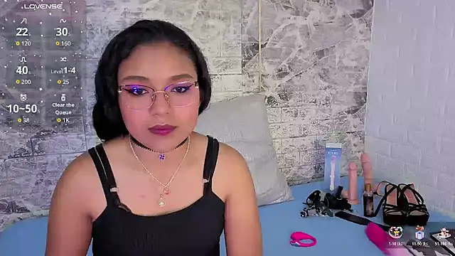 taylorexotic online show from November 3, 3:10 am