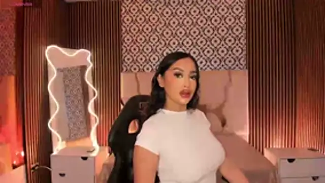 BEELLA TAY1 online show from March 31, 1:00 pm