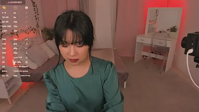 Erika Kim online show from November 21, 6:04 am