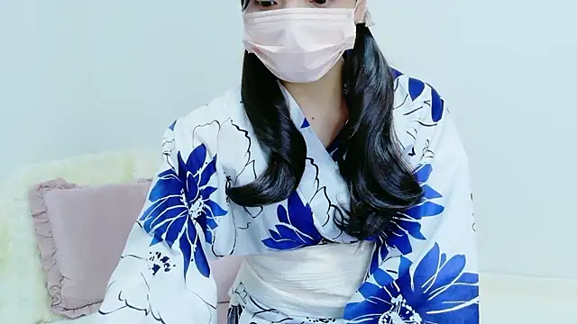 Ichikachan online show from July 7, 3:20 am