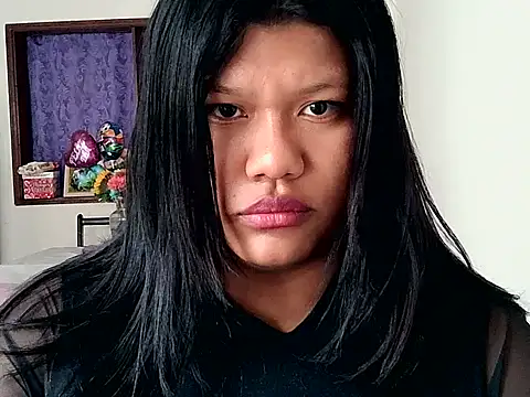 Chloe Jhons Rs online show from October 14, 5:59 pm