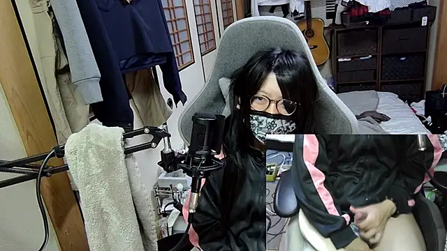 harinyanxxx online show from February 7, 9:29 pm