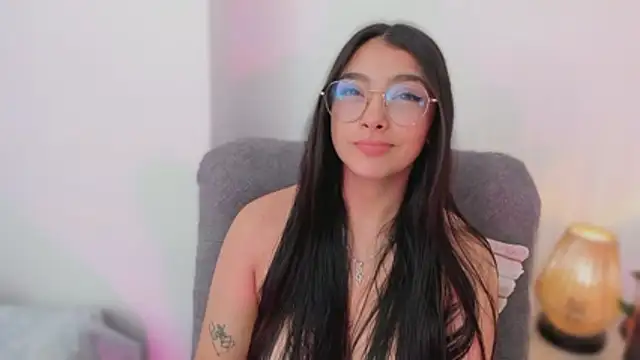 MirandaJohnson  online show from March 2, 2:02 pm