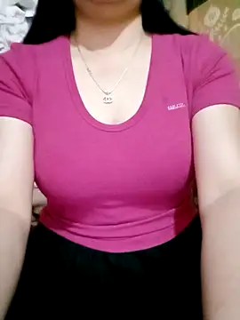 SansanCii online show from February 12, 2:35 am