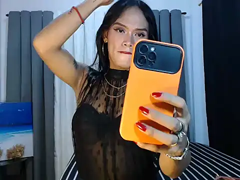 kettie  online show from October 31, 1:26 pm