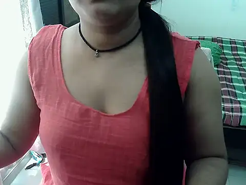 SexyRani2000 online show from November 7, 5:35 am