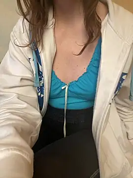 KittieCreme online show from April 30, 12:21 pm