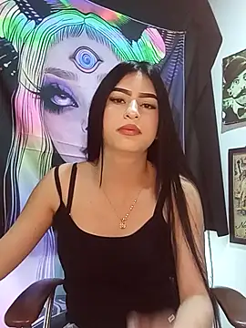 AlanaCollins- online show from October 18, 11:57 am