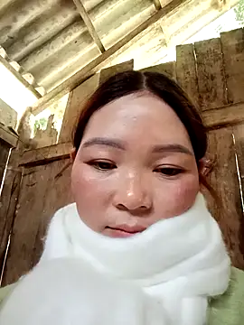 laddy-cute online show from November 4, 5:45 am